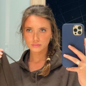 Hannah Meloche biography