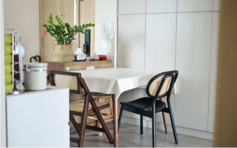 Discover Stylish & Affordable HipVan Dining Tables in Singapore - Upgrade Your Dining Experience Now